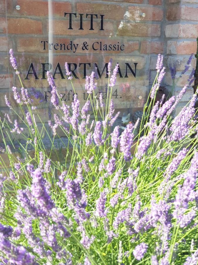 Titi Classic & Trendy Apartman Bük المظهر الخارجي الصورة