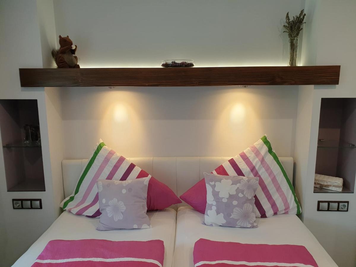 Titi Classic & Trendy Apartman Bük المظهر الخارجي الصورة