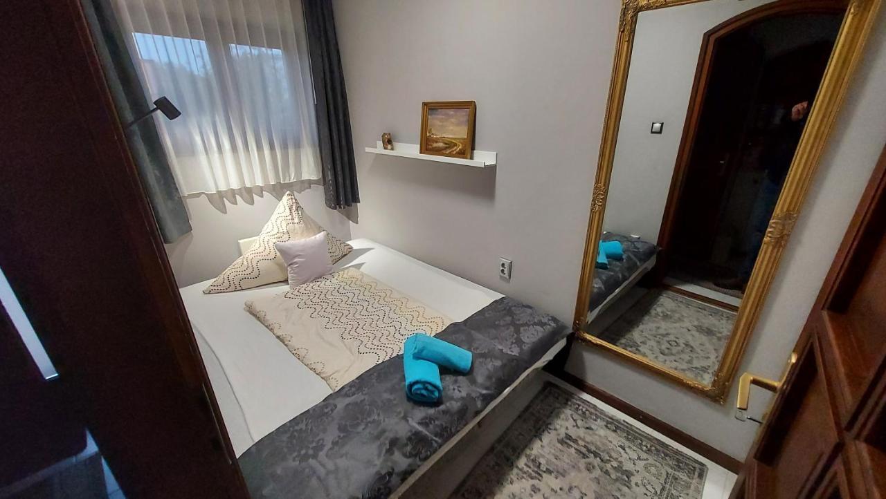 Titi Classic & Trendy Apartman Bük المظهر الخارجي الصورة